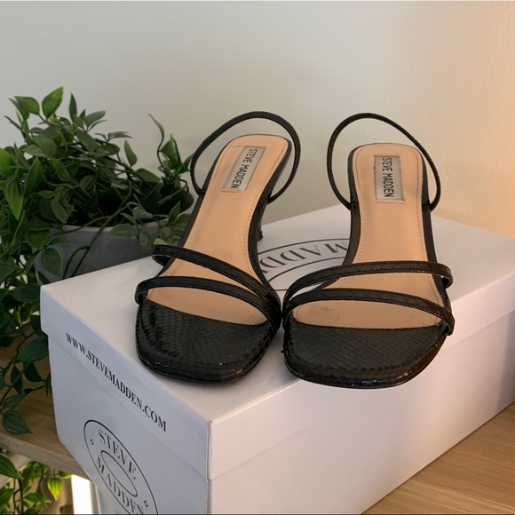 Steve Madden Loft Black Snake Sandals - Picture 8 of 8